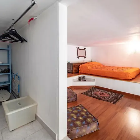 Nicastro Apartment *