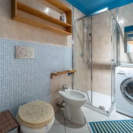 Nicastro Apartment *